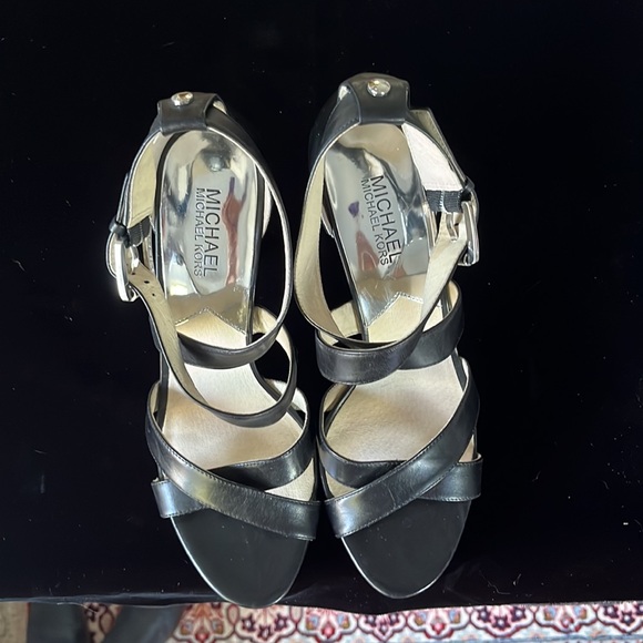 Michael Kors Evie 9M Black Leather Platform Open Ankle 4” Stiletto Sandal - Picture 2 of 7